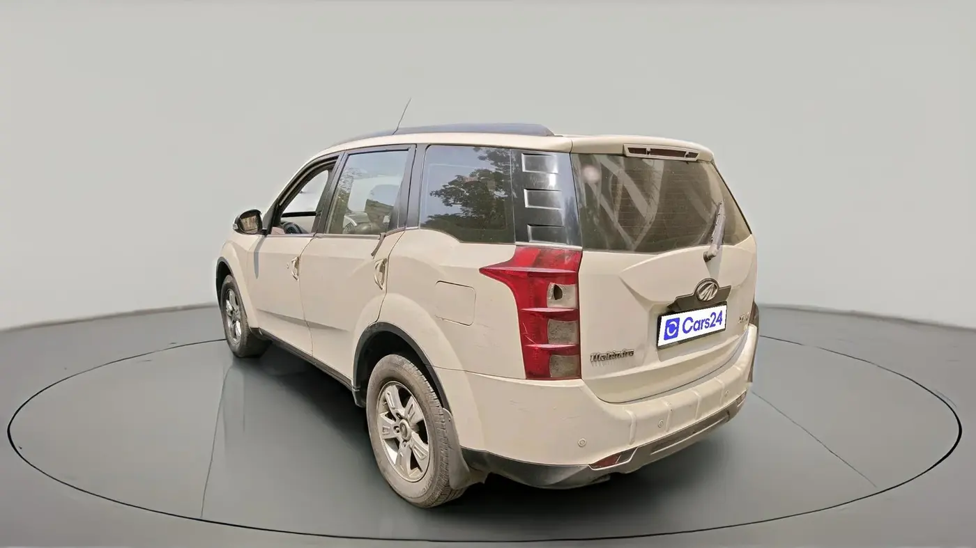 2012 Mahindra XUV500 W8, Diesel, Manual, 1,60,096 km, exterior
