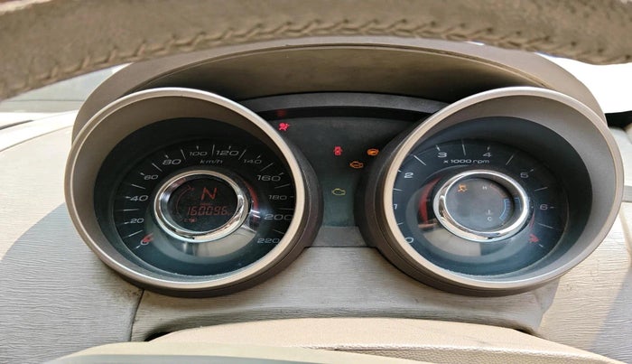 2012 Mahindra XUV500 W8, Diesel, Manual, 1,60,096 km, interior