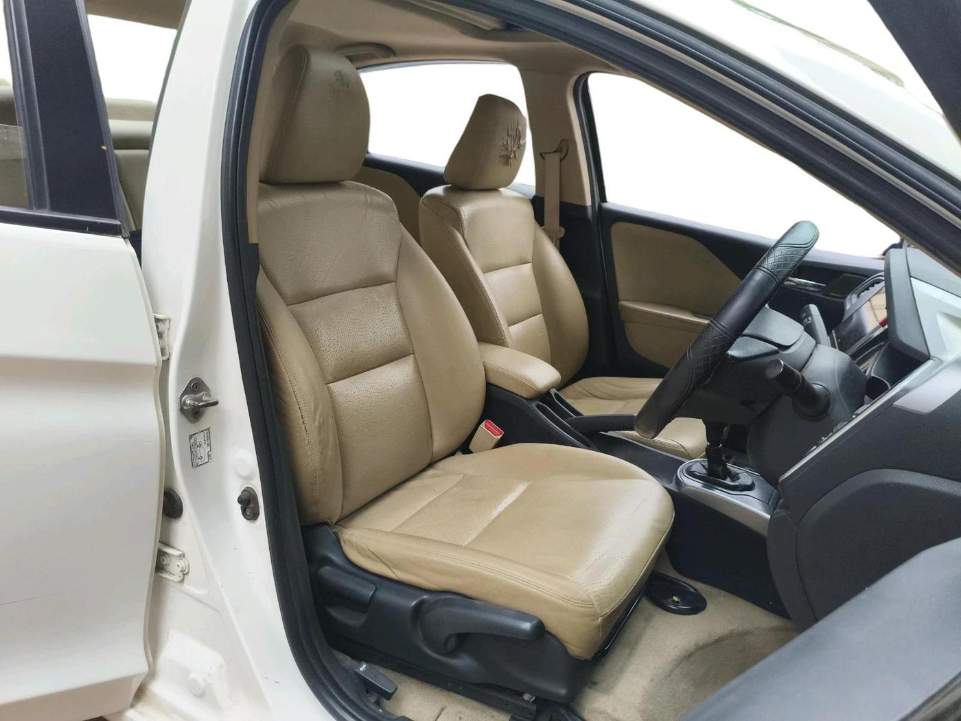 2015 Honda City 1.5L I-VTEC VX, CNG, Manual, 75,062 km, interior