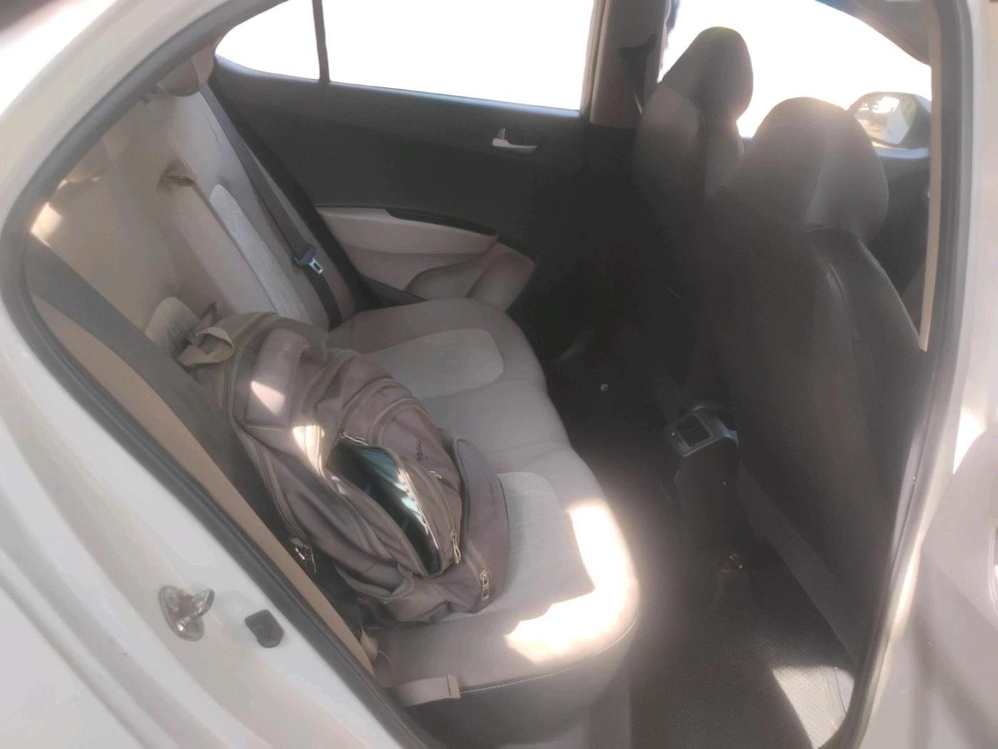 2014 Hyundai Xcent S (O) 1.2, Petrol, Manual, 31,656 km, interior