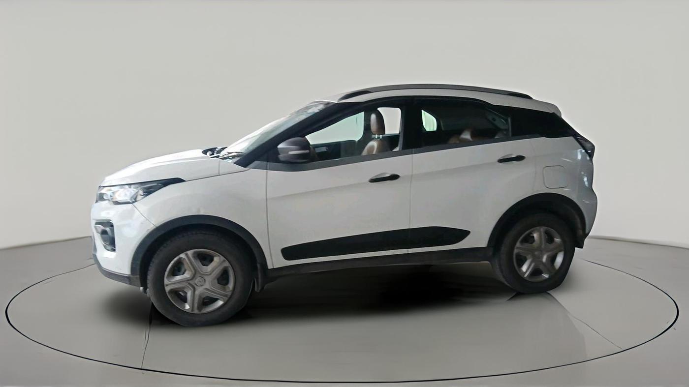 2020 Tata NEXON XMA DIESEL, Diesel, Automatic, 72,108 km, exterior