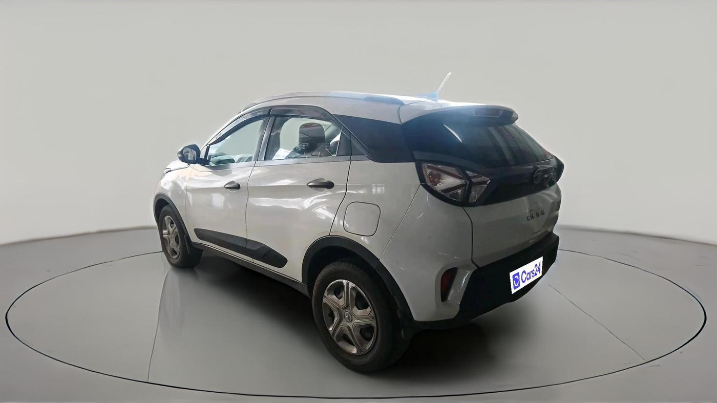 2020 Tata NEXON XMA DIESEL, Diesel, Automatic, 72,108 km, exterior