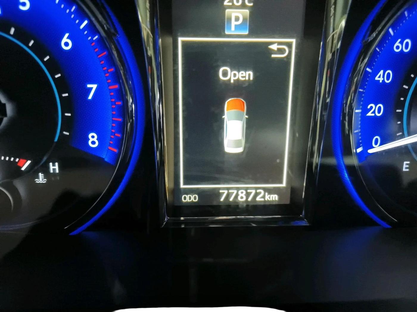 2015 Toyota Camry 2.5L AT, Petrol, Automatic, 77,872 km, interior