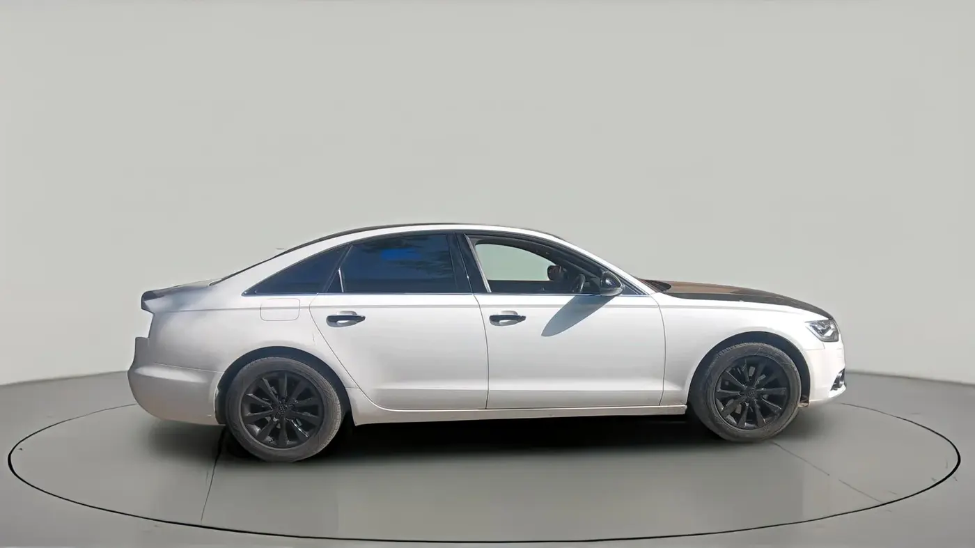 2011 Audi A6 2.0 TDI PREMIUM PLUS, Diesel, Automatic, 75,239 km, exterior