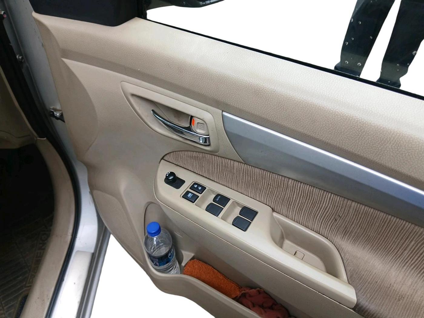 2013 Maruti Ertiga ZXI, Petrol, Manual, 83,165 km, interior