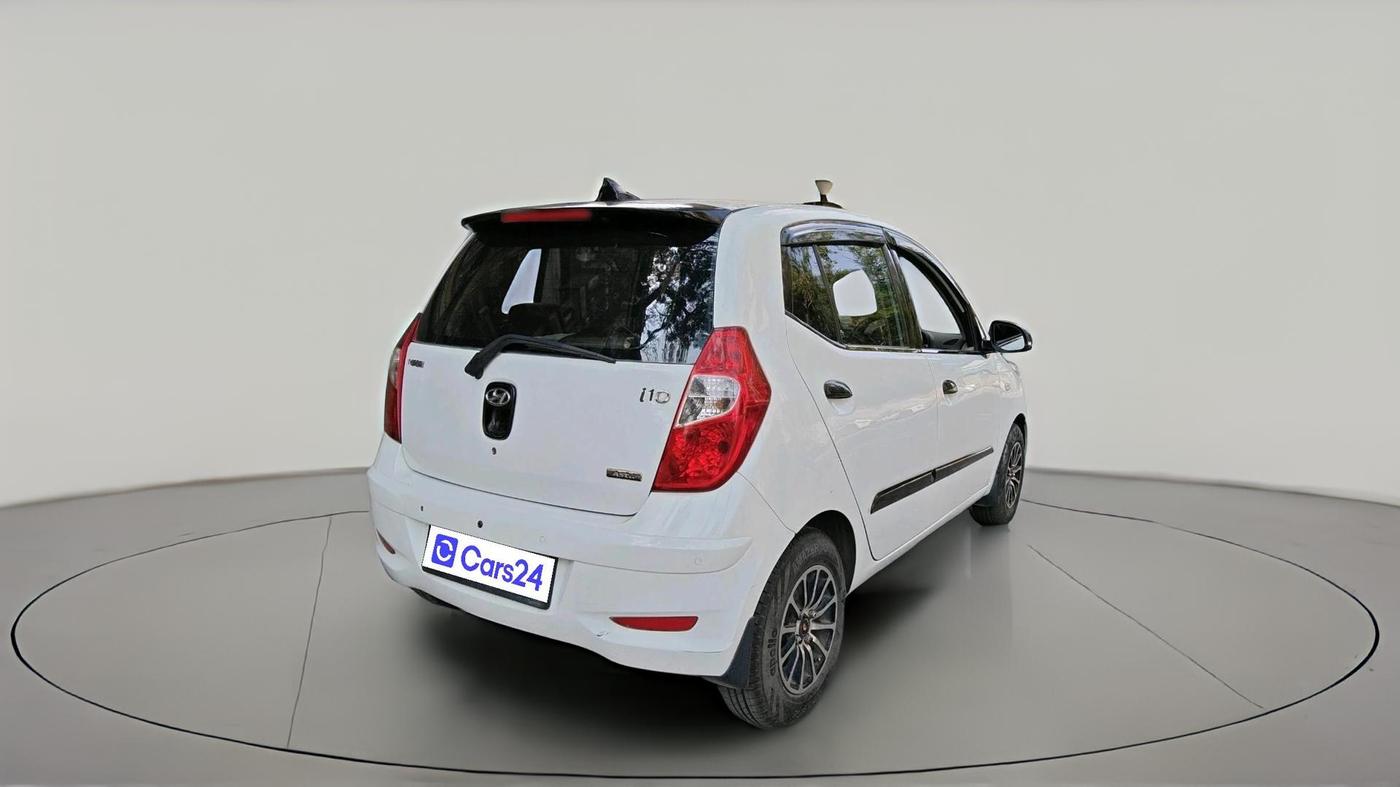 2013 Hyundai i10 ASTA 1.2 AT SUNROOF, CNG, Automatic, 60,584 km, exterior