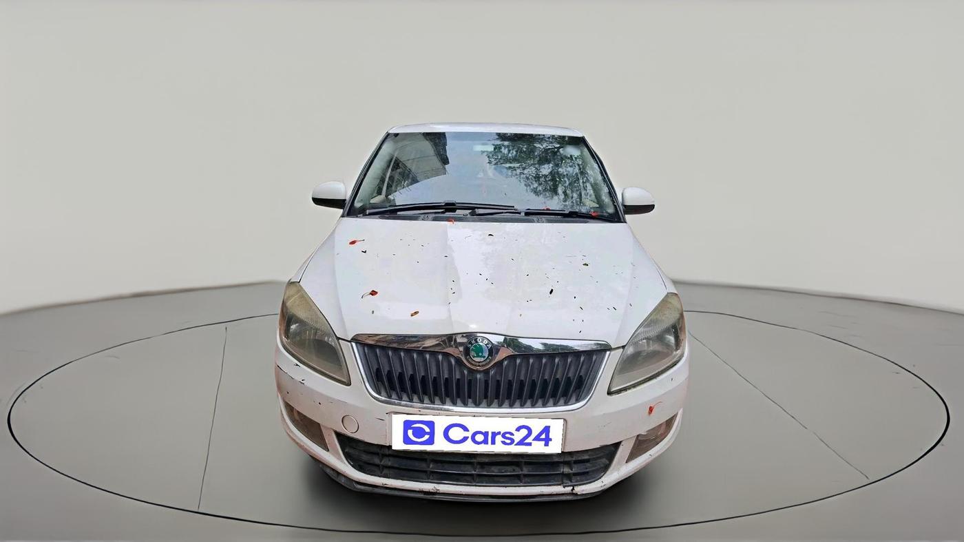2011 Skoda Fabia ELEGANCE 1.2 MPI, Petrol, Manual, 1,25,825 km, exterior