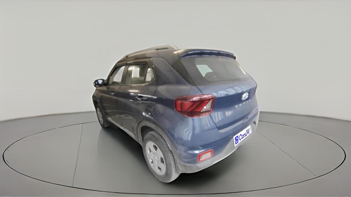 2022 Hyundai VENUE S+ 1.2, Petrol, Manual, 28,192 km, exterior