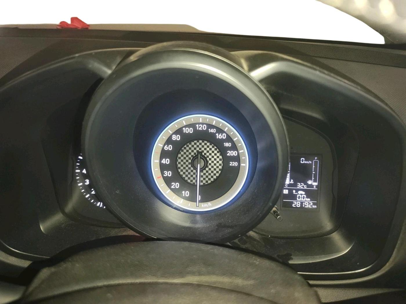 2022 Hyundai VENUE S+ 1.2, Petrol, Manual, 28,192 km, interior