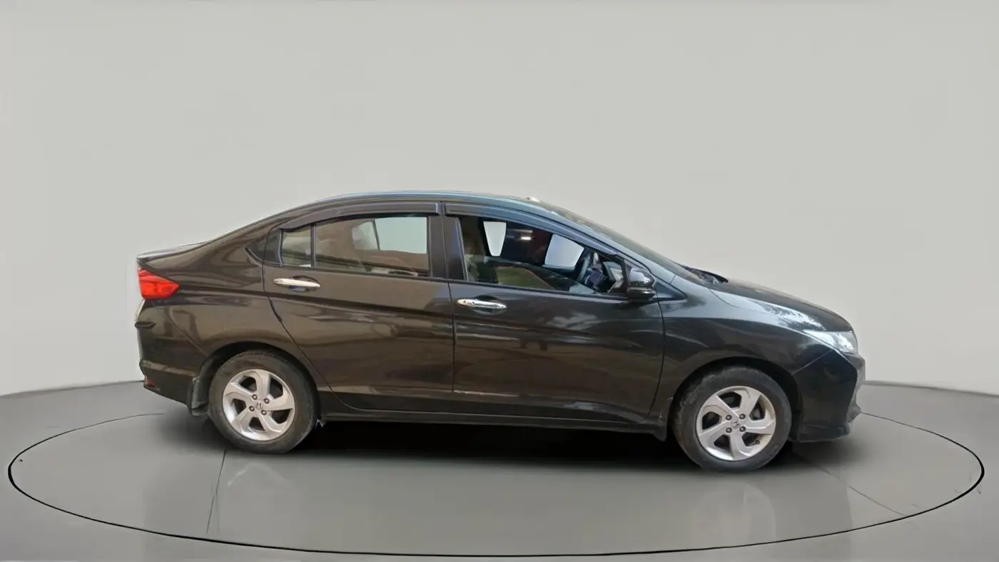 2016 Honda City 1.5L I-VTEC VX CVT, CNG, Automatic, 77,903 km, exterior
