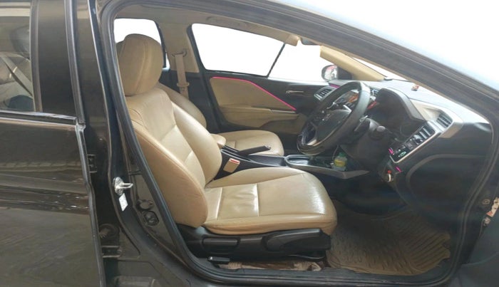 2016 Honda City 1.5L I-VTEC VX CVT, CNG, Automatic, 77,903 km, interior