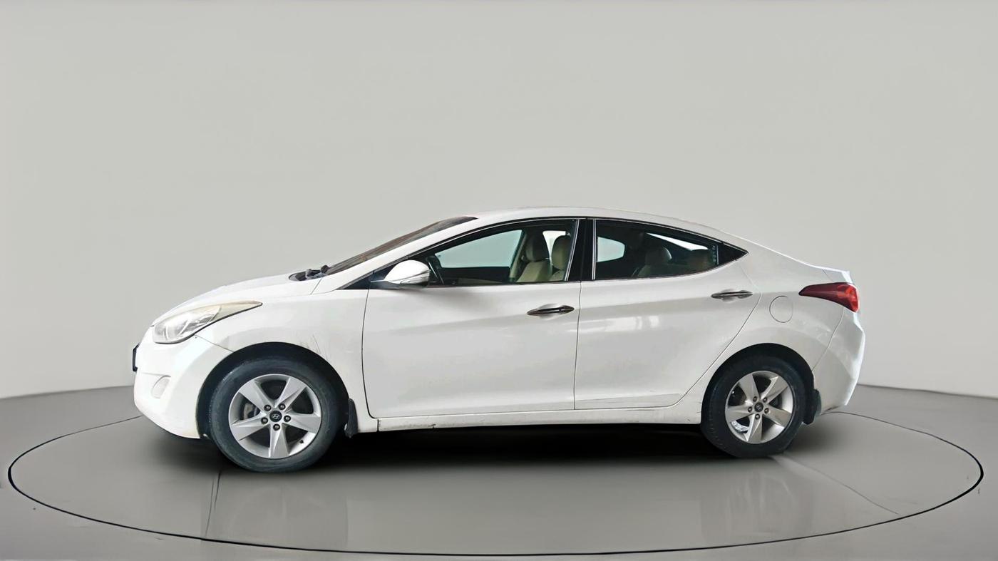 2013 Hyundai New Elantra 1.8 SX MT VTVT, Petrol, Manual, 1,50,000 km, exterior