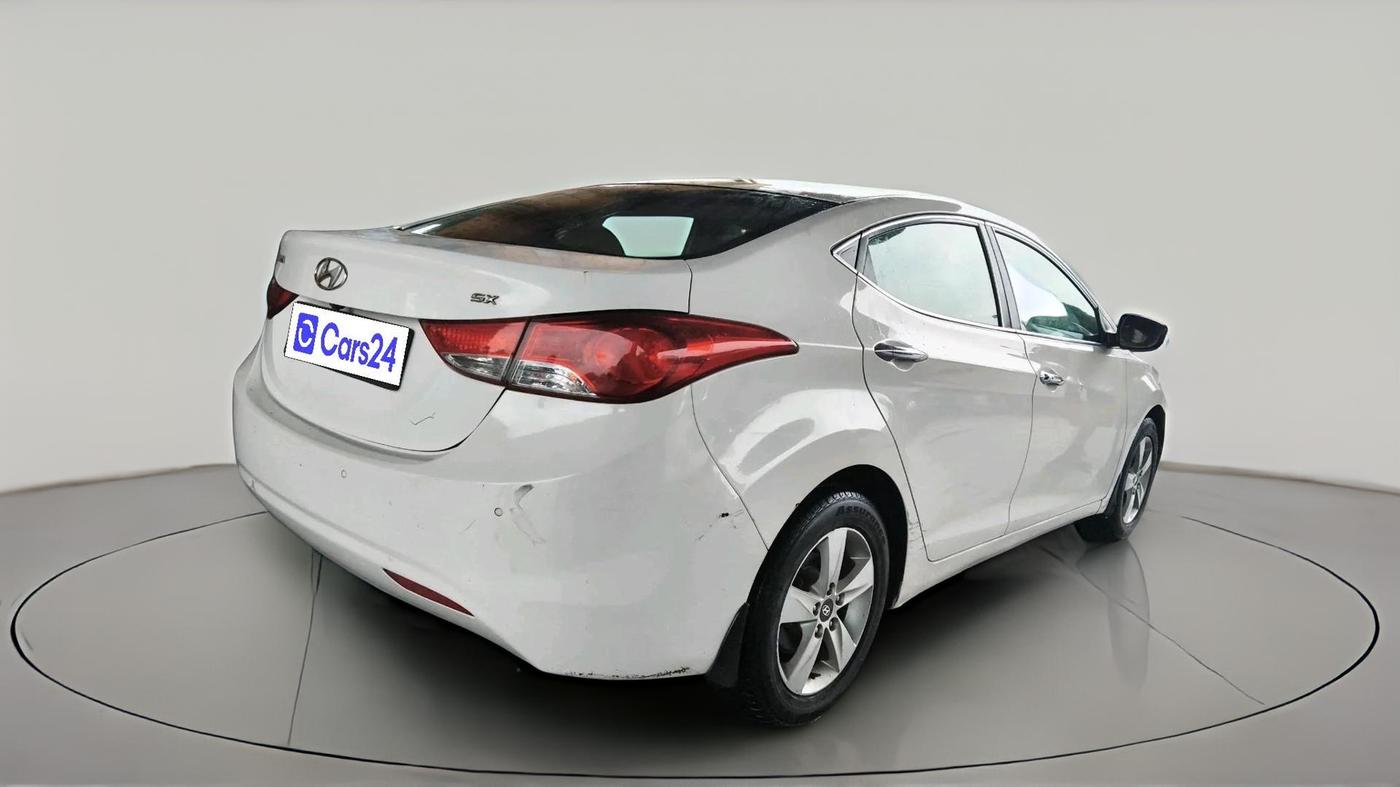 2013 Hyundai New Elantra 1.8 SX MT VTVT, Petrol, Manual, 1,50,000 km, exterior