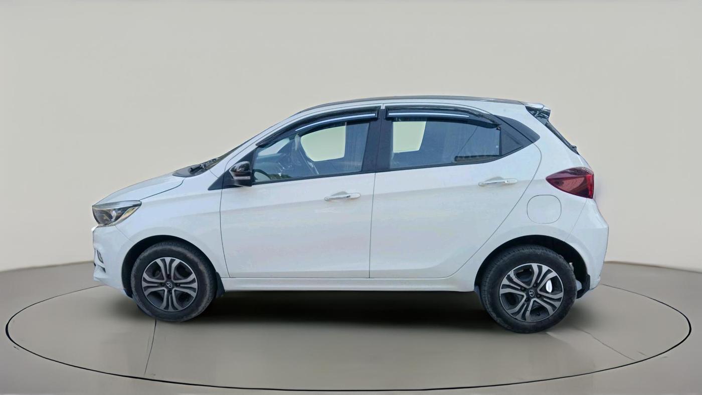 2023 Tata Tiago XZ PLUS CNG, CNG, Manual, 13,241 km, exterior