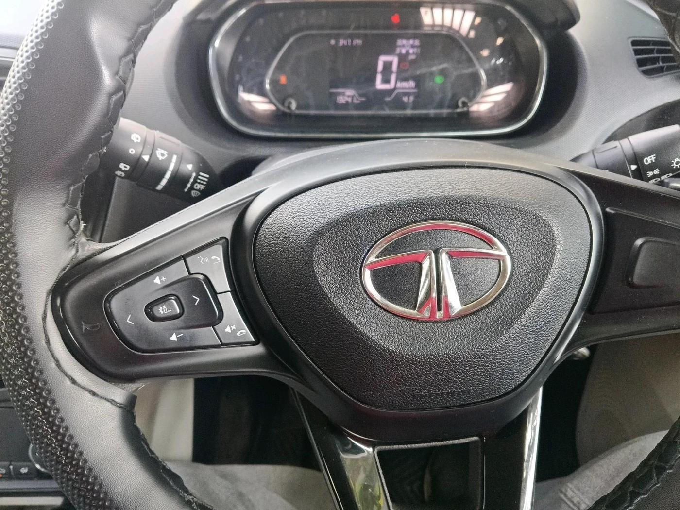 2023 Tata Tiago XZ PLUS CNG, CNG, Manual, 13,241 km, interior