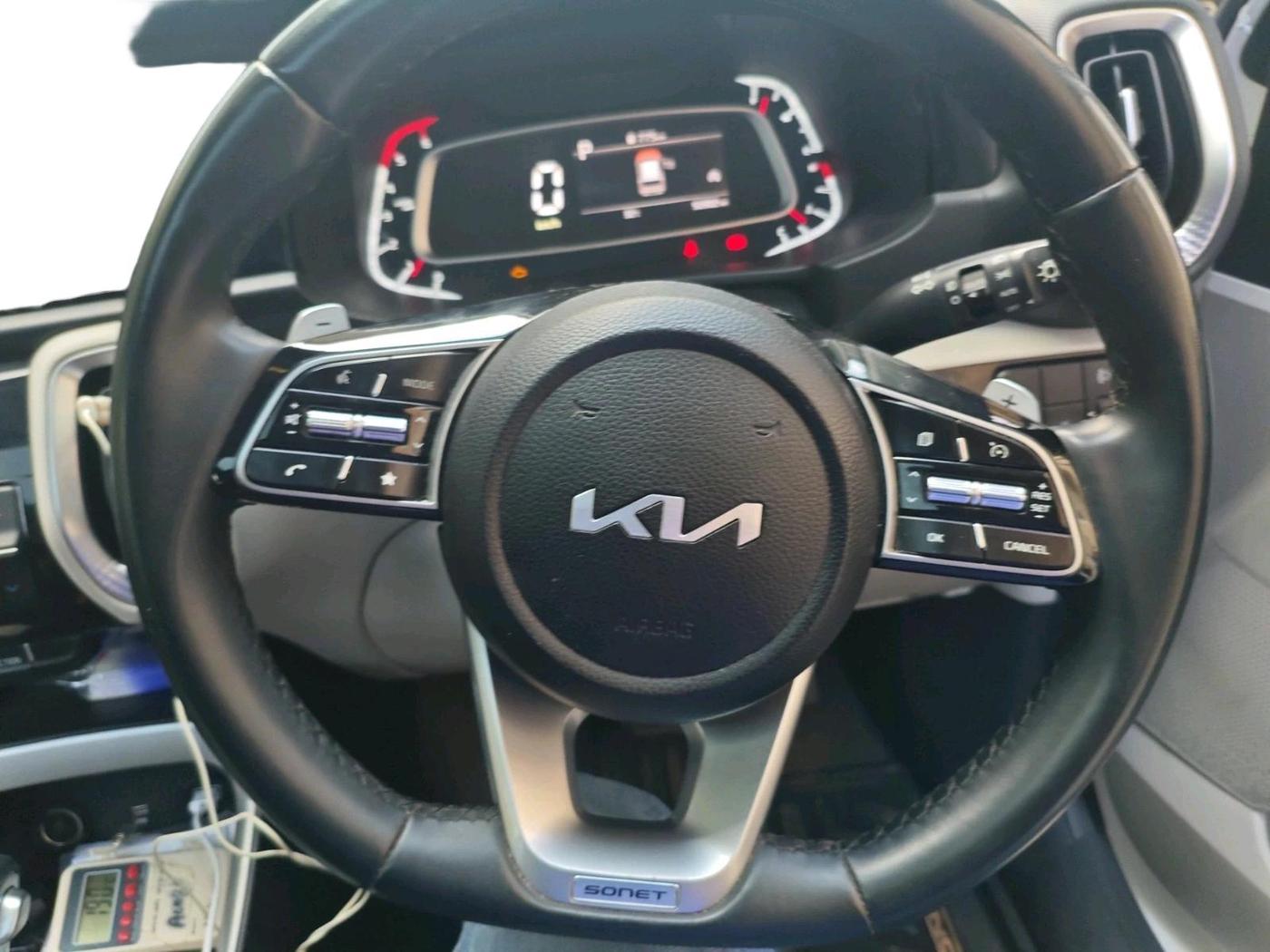 2023 KIA SONET HTX ANNIVERSARY EDITION 1.5 AT, Diesel, Automatic, 50,902 km, interior