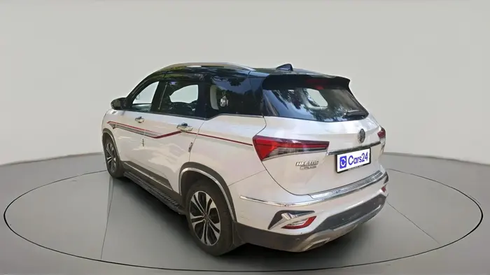 2022 MG HECTOR PLUS SHARP 1.5 PETROL TURBO HYBRID MT 6-STR, Petrol, Manual, 33,896 km, exterior