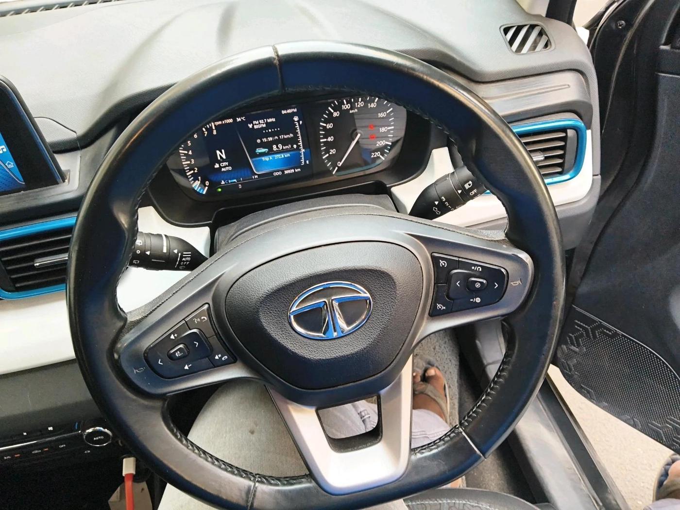 2023 Tata PUNCH CREATIVE  AMT, Petrol, Automatic, 30,929 km, interior