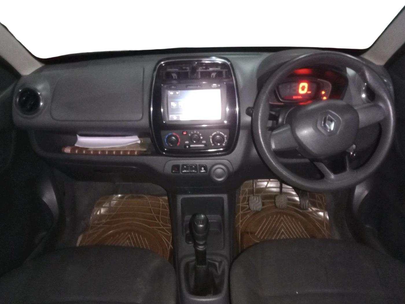 2016 Renault Kwid RXT 0.8, Petrol, Manual, 32,292 km, interior