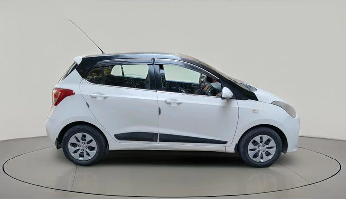 2017 Hyundai Grand i10 SPORTZ 1.2 KAPPA VTVT, Petrol, Manual, 67,216 km, exterior