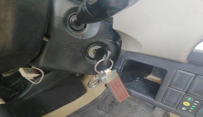 2016 Maruti Wagon R 1.0 LXI CNG, CNG, Manual, 1,08,438 km, interior