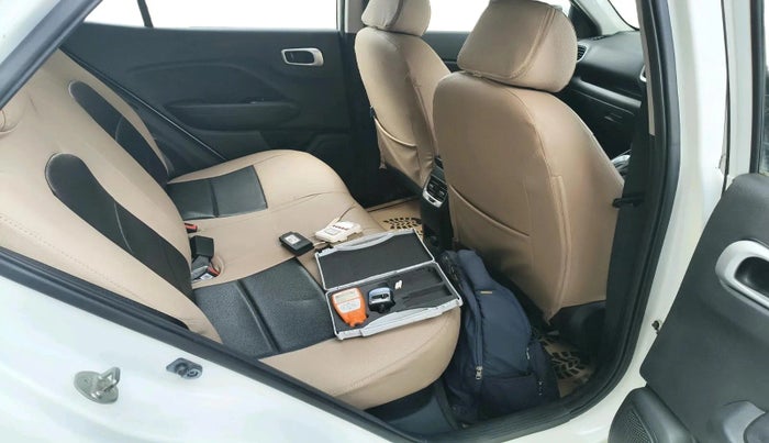 2021 Hyundai VENUE SX PLUS 1.0 TURBO DCT, Petrol, Automatic, 40,349 km, interior