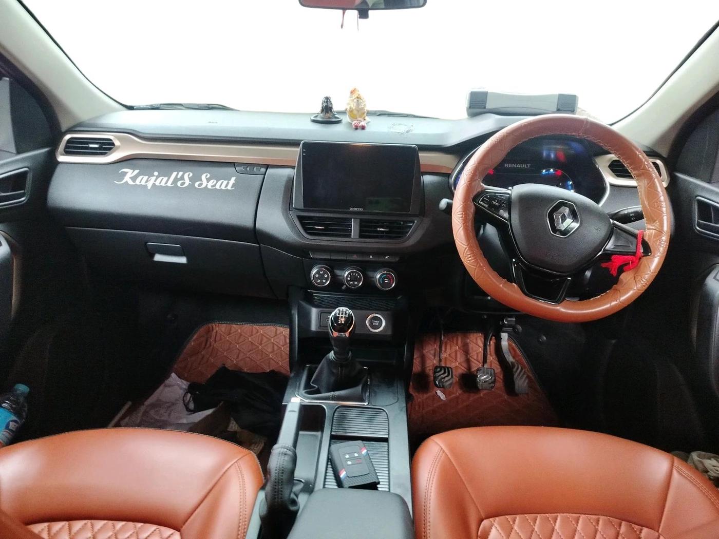 2023 Renault Kiger RXT MT, Petrol, Manual, 40,108 km, interior