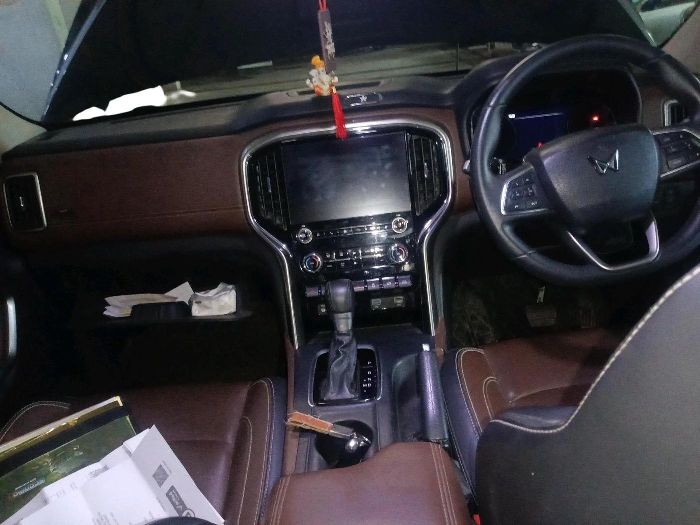 2023 Mahindra SCORPIO-N Z8 DIESEL AT 2WD 7 STR, Diesel, Automatic, 39,815 km, interior