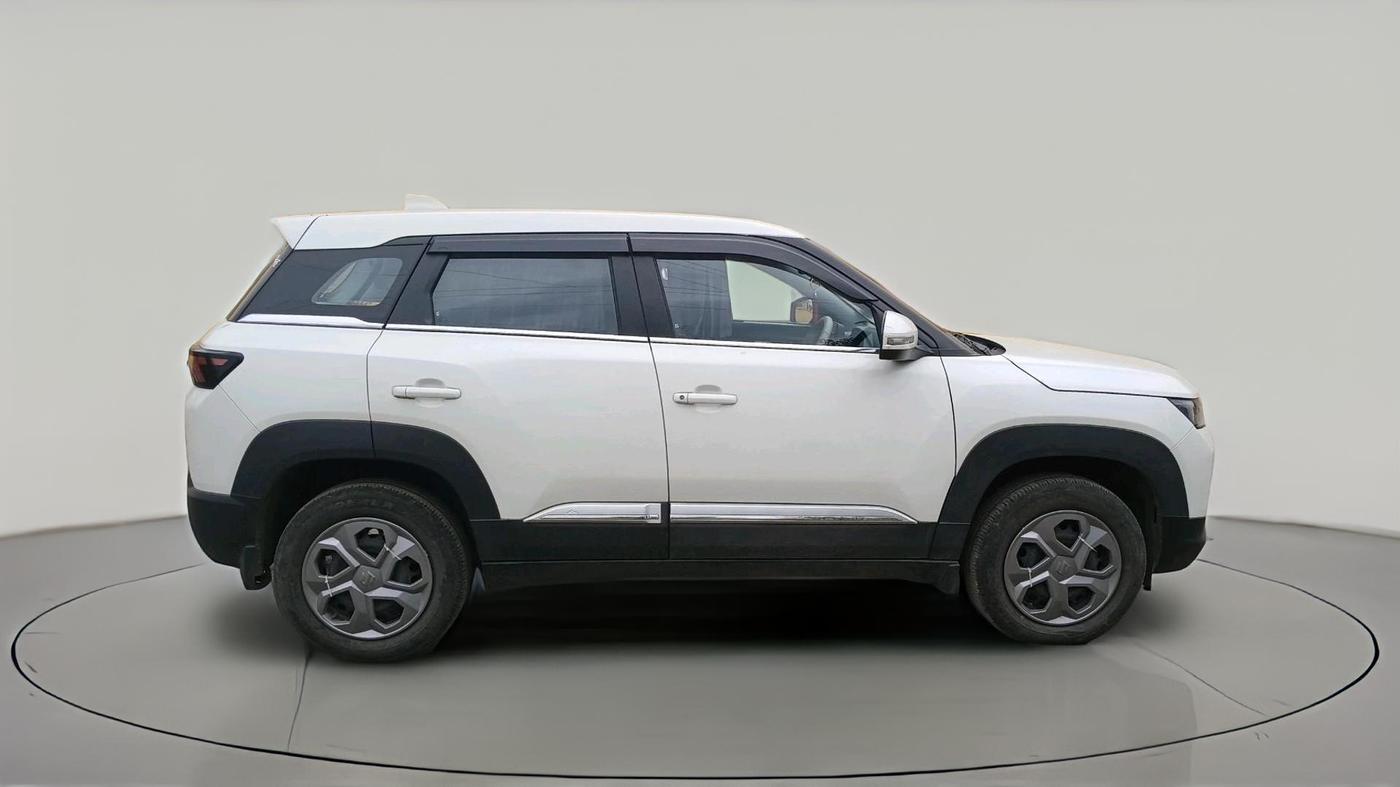 2023 Maruti BREZZA VXI, Petrol, Manual, 10,275 km, exterior