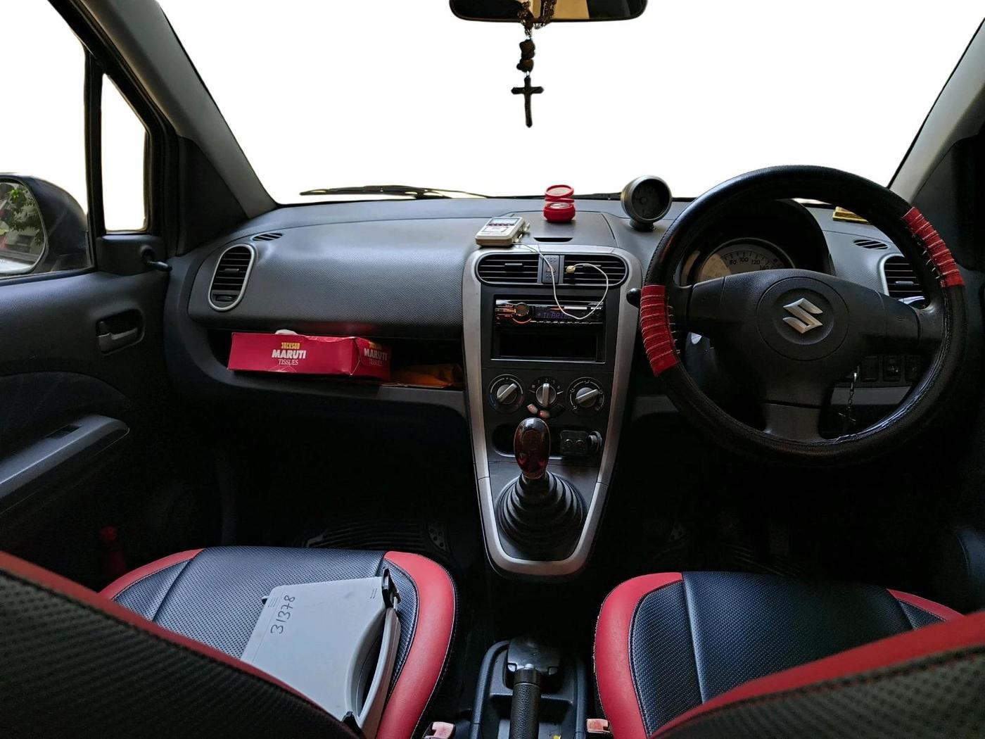 2011 Maruti Ritz VXI, Petrol, Manual, 1,27,773 km, interior