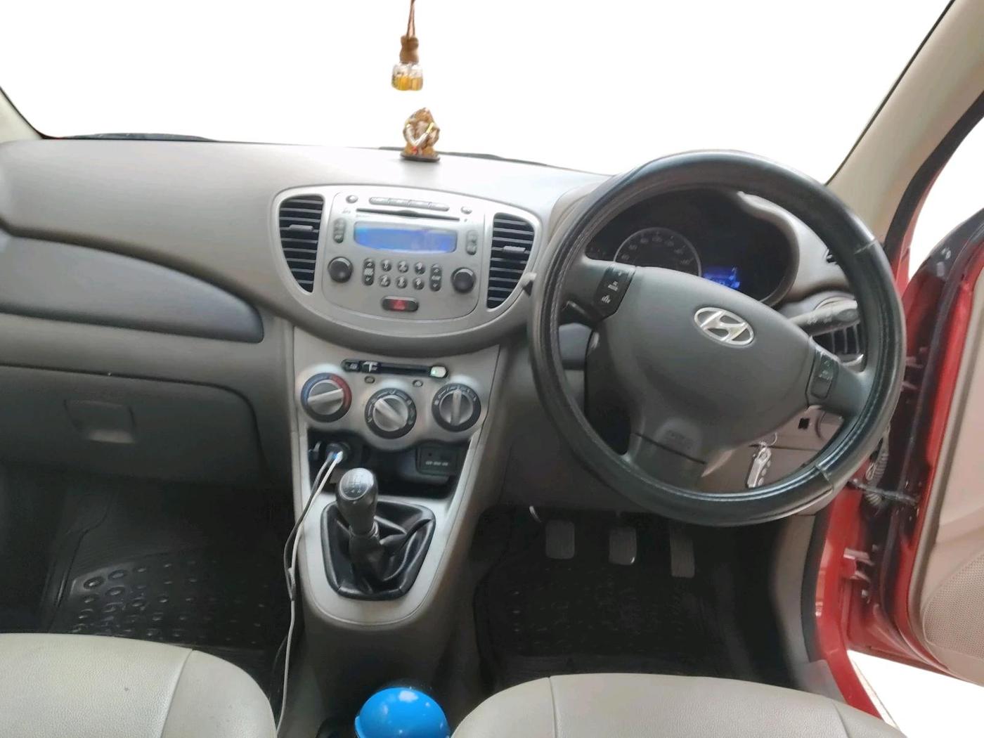 2011 Hyundai i10 SPORTZ 1.2, Petrol, Manual, 49,723 km, interior