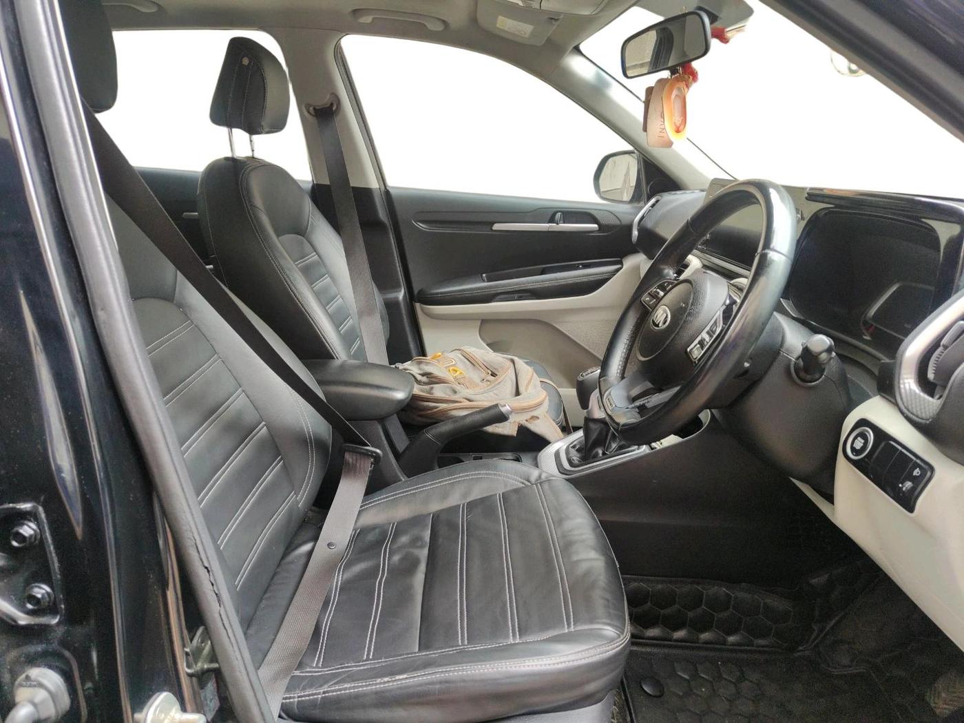 2020 KIA SONET HTX 1.0 IMT, Petrol, Manual, 86,999 km, interior