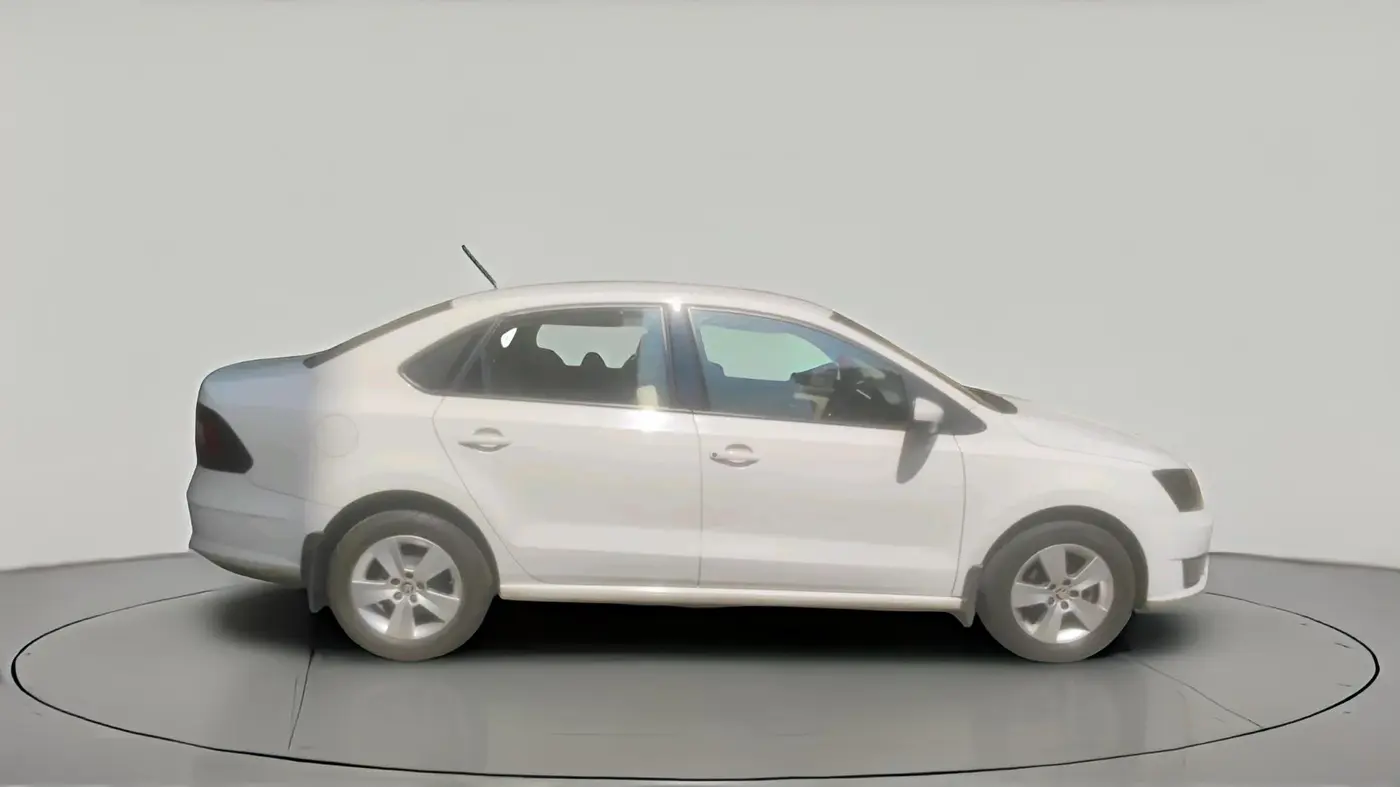 2021 Skoda Rapid AMBITION AT TSI, Petrol, Automatic, 43,456 km, exterior