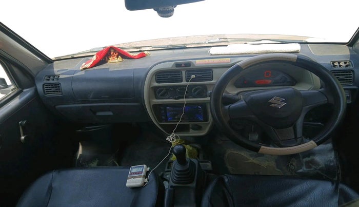 2022 Maruti Eeco 5 STR AC CNG, CNG, Manual, 27,525 km, interior