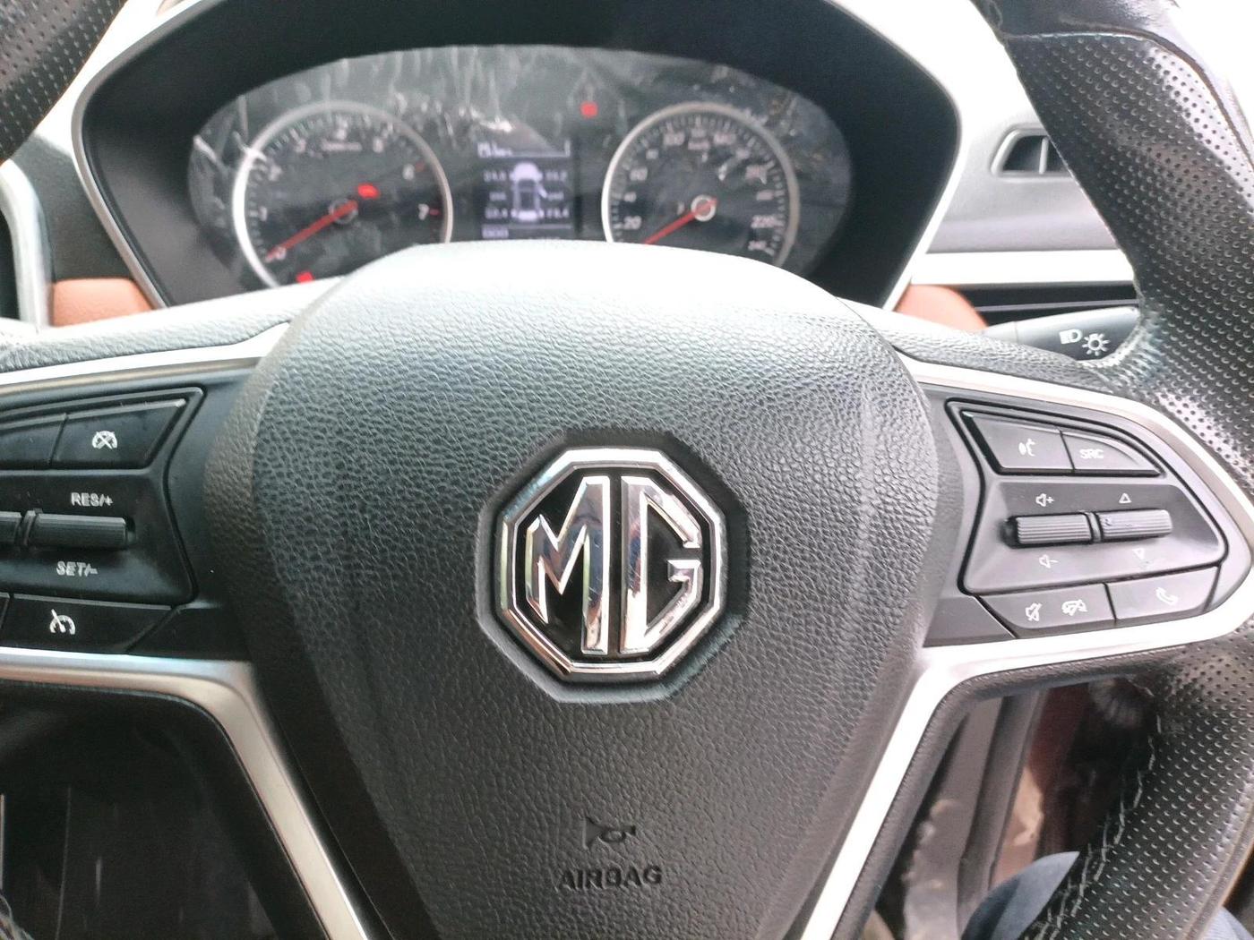 2022 MG HECTOR PLUS SELECT 2.0 DIESEL TURBO MT 7-STR, Diesel, Manual, 44,257 km, interior