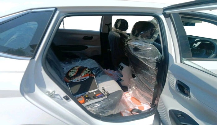 2023 Hyundai NEW I20 SPORTZ 1.2 MT, Petrol, Manual, 3,595 km, interior