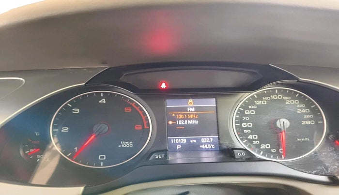 2011 Audi A4 2.0 TDI, Diesel, Automatic, 1,10,129 km, interior