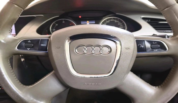 2011 Audi A4 2.0 TDI, Diesel, Automatic, 1,10,129 km, interior