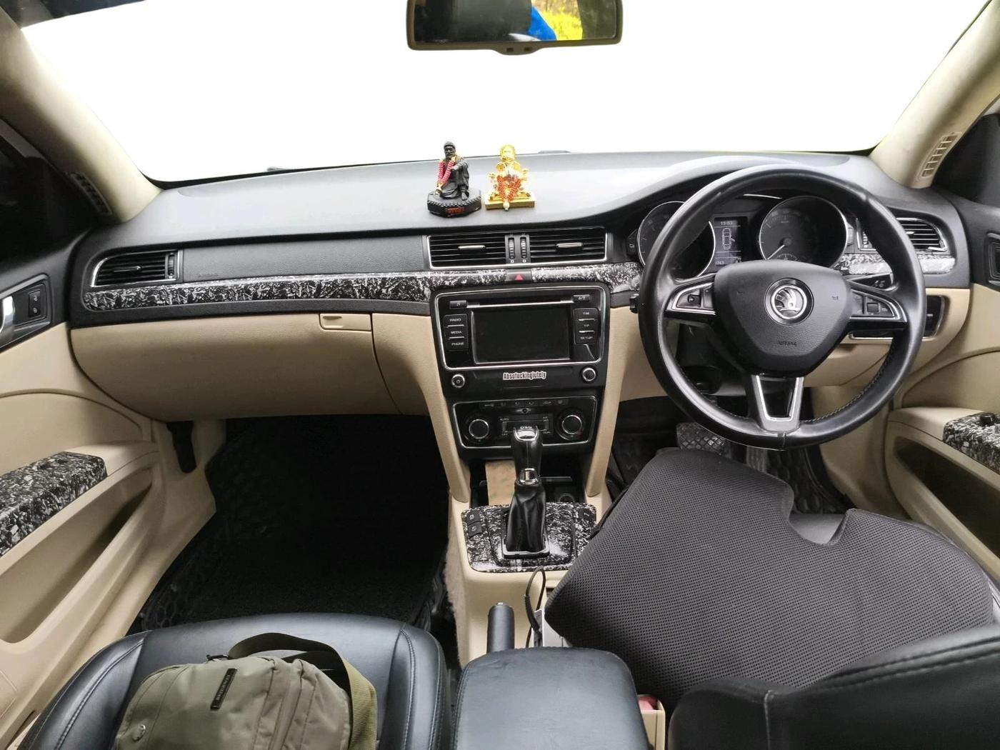2014 Skoda Superb ELEGANCE 1.8 TSI AT, Petrol, Automatic, 93,764 km, interior