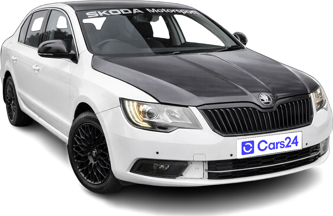 2014 Skoda Superb - Sedan - Petrol - Automatic - ₹3.84 lakh