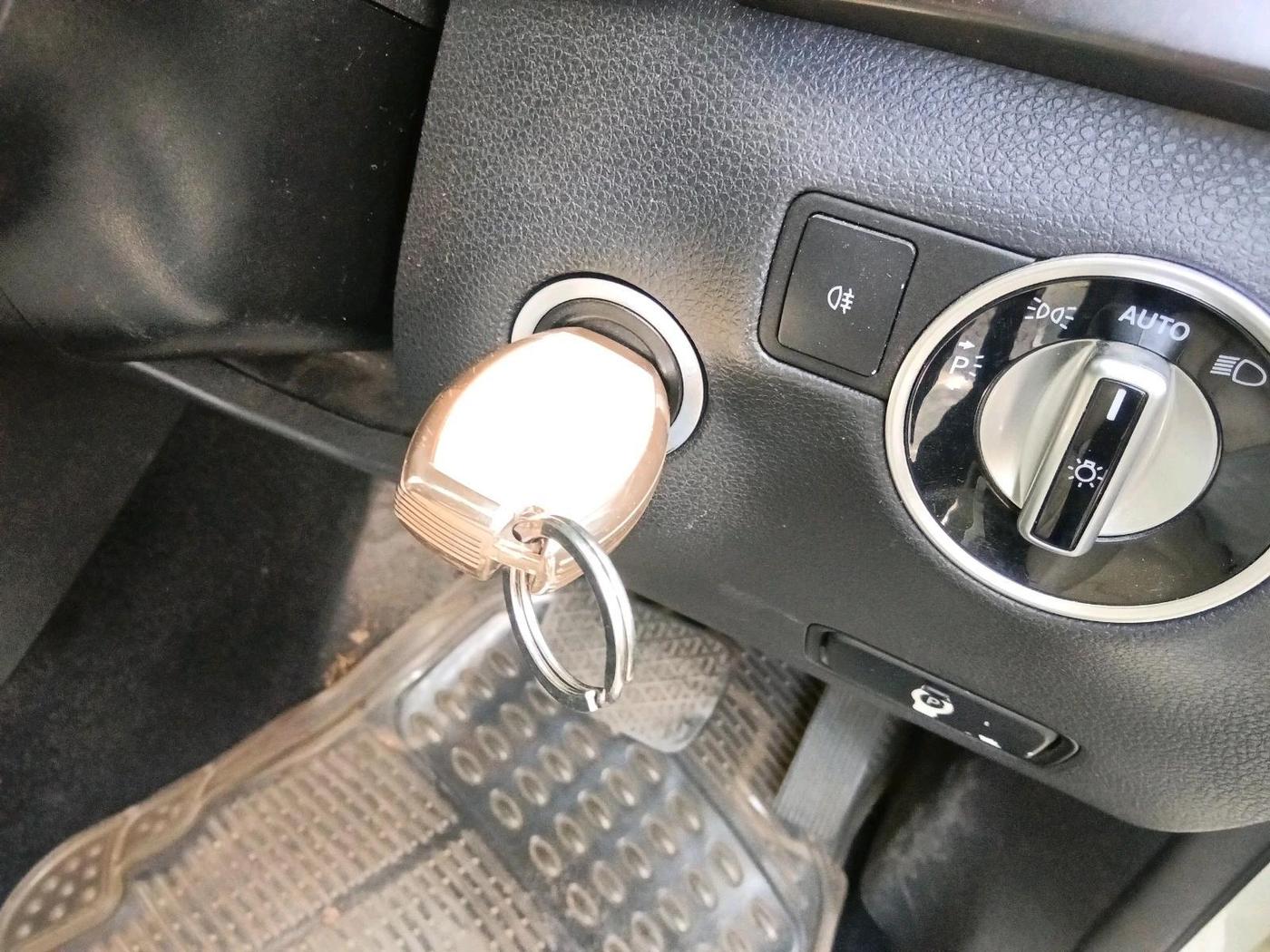 2014 Mercedes Benz B Class B180, Diesel, Automatic, 41,299 km, interior