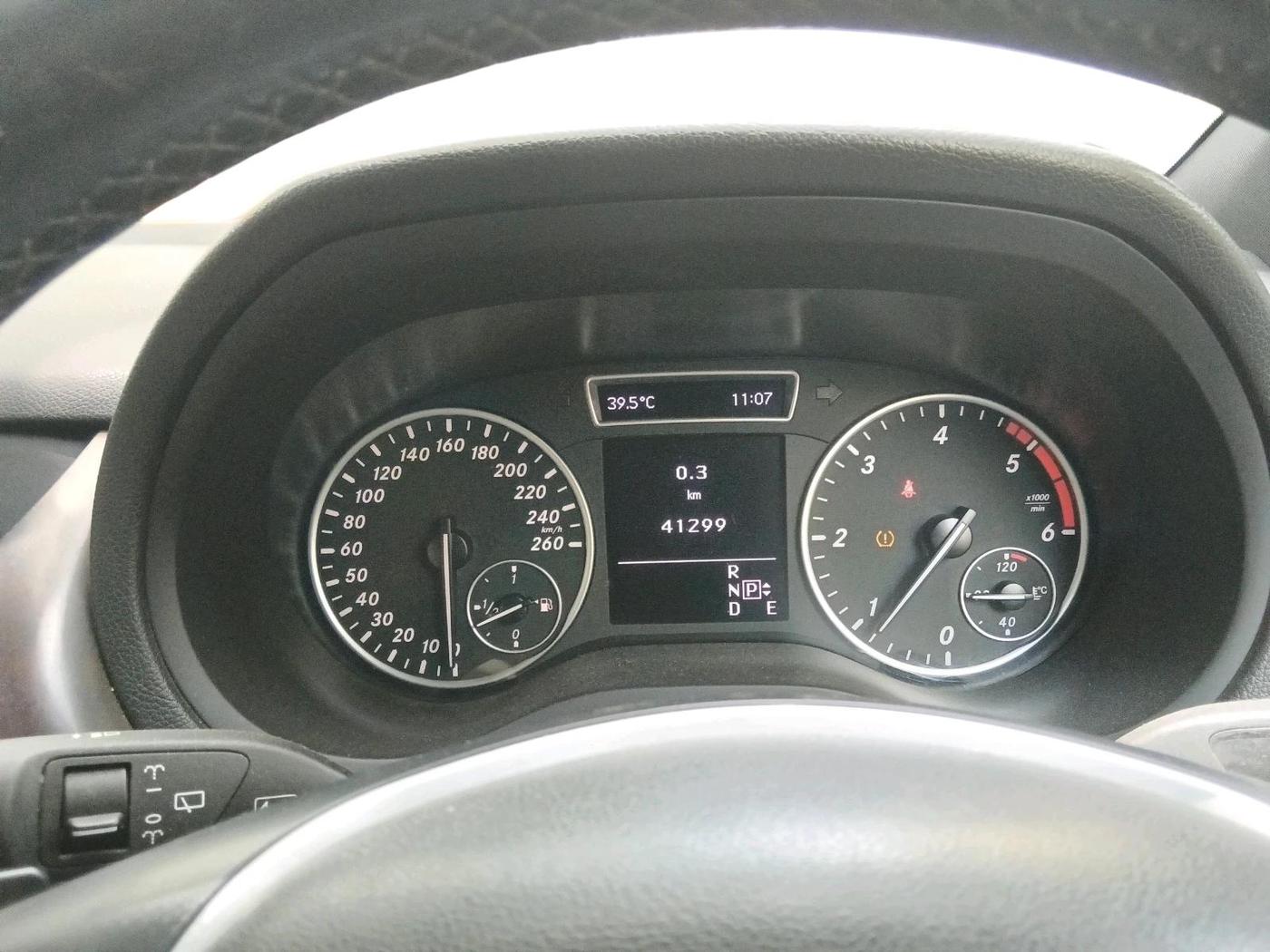 2014 Mercedes Benz B Class B180, Diesel, Automatic, 41,299 km, interior
