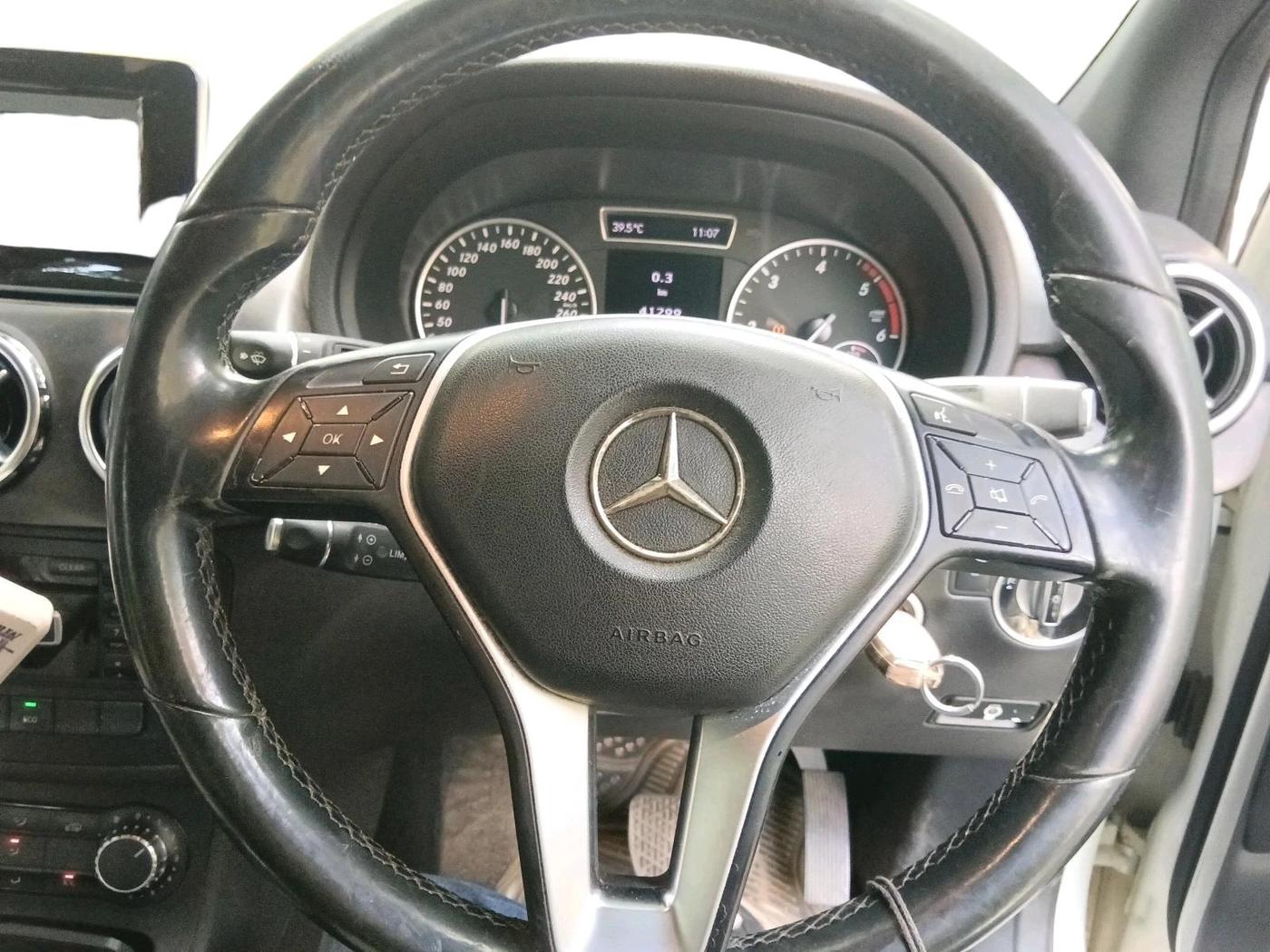 2014 Mercedes Benz B Class B180, Diesel, Automatic, 41,299 km, interior
