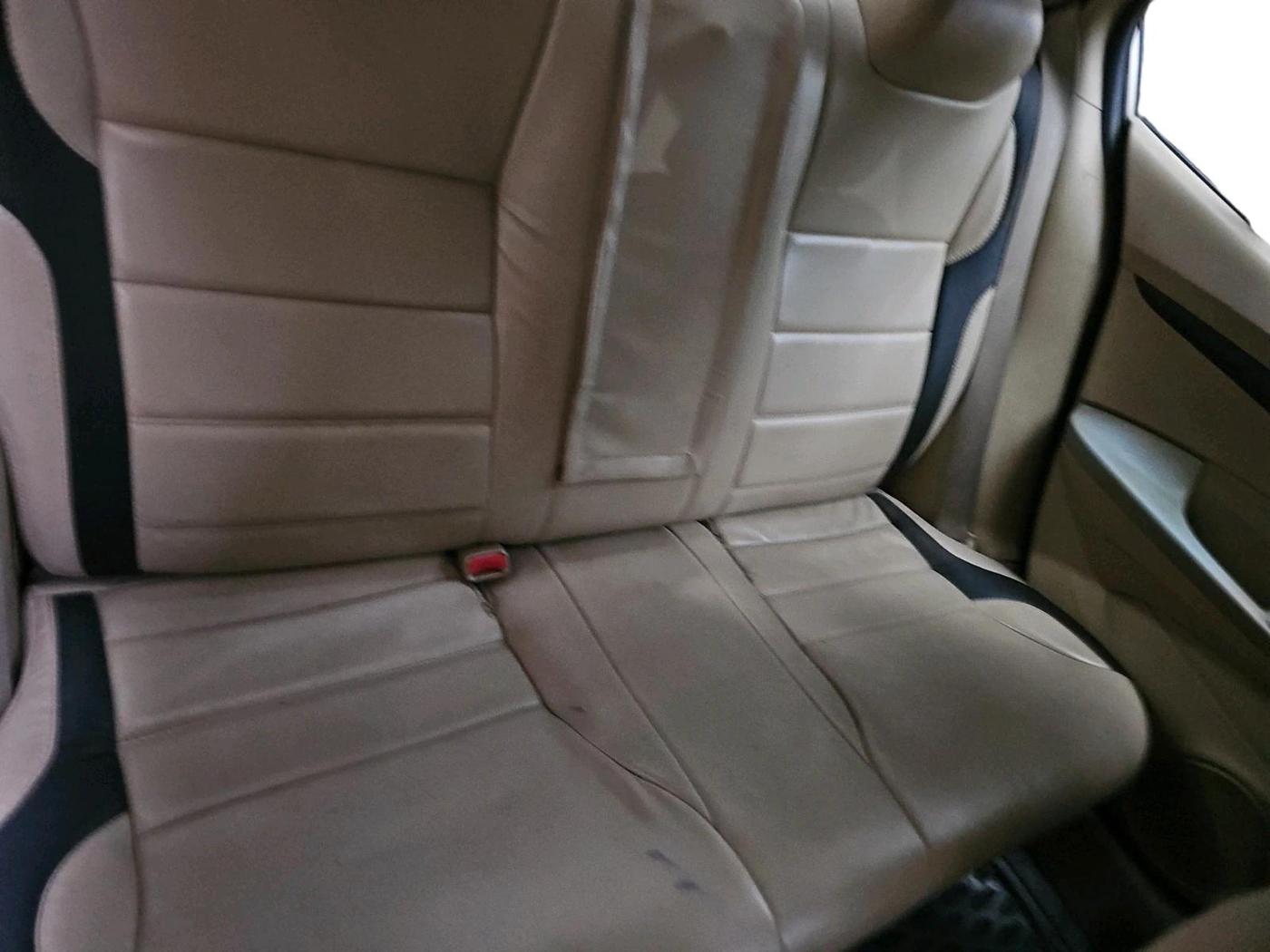2011 Honda City 1.5L I-VTEC S MT, Petrol, Manual, 1,18,379 km, interior