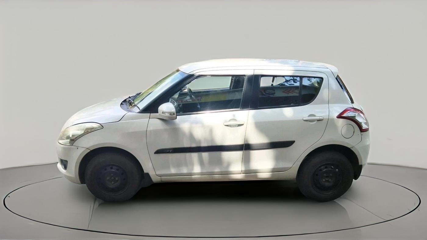 2013 Maruti Swift VXI, Petrol, Manual, 53,513 km, exterior