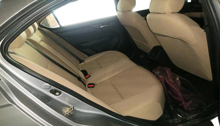 2025 Honda Amaze 1.2L I-VTEC VX, Petrol, Manual, 2,110 km, interior