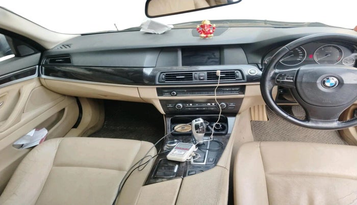 2011 BMW 5 Series 520D 2.0, Diesel, Automatic, 98,264 km, interior