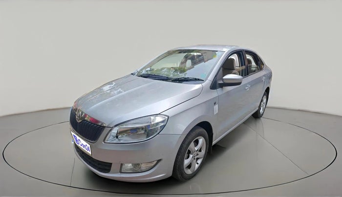 2014 Skoda Rapid AMBITION 1.6 MPI MT PLUS, Petrol, Manual, 15,112 km, exterior