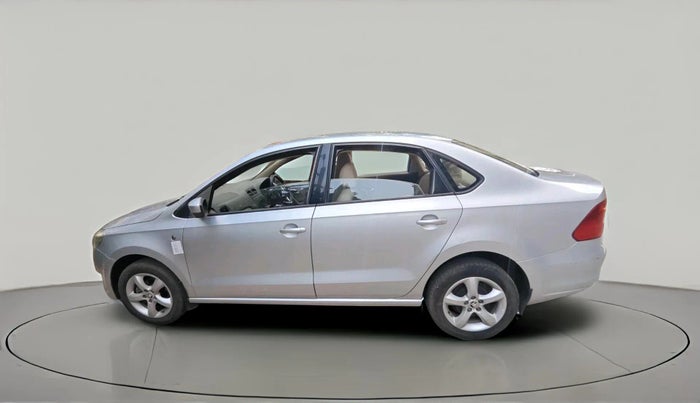 2014 Skoda Rapid AMBITION 1.6 MPI MT PLUS, Petrol, Manual, 15,112 km, exterior