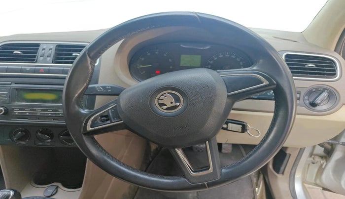 2014 Skoda Rapid AMBITION 1.6 MPI MT PLUS, Petrol, Manual, 15,112 km, interior